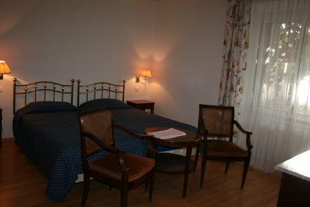 Hotel Aiglon Menton Rom bilde
